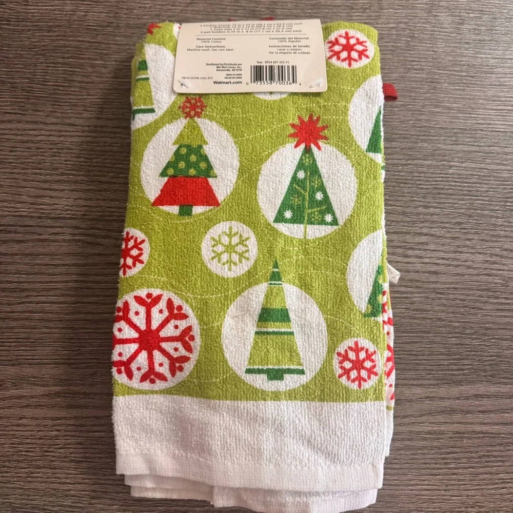 Kitchen Set of 7 Pcs Christmas Towels Dishcloth oven Mitt Pot Holder Mainstays